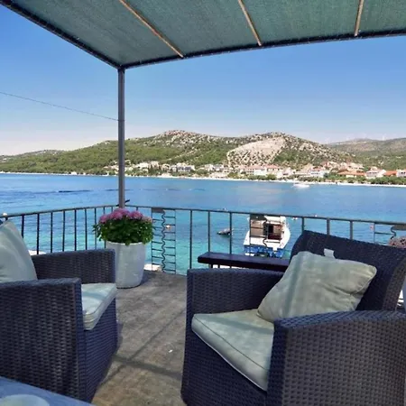 Two On The Beach-zoranka Apartment Seget Vranjica