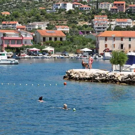 Two On The Beach-zoranka Apartment Seget Vranjica